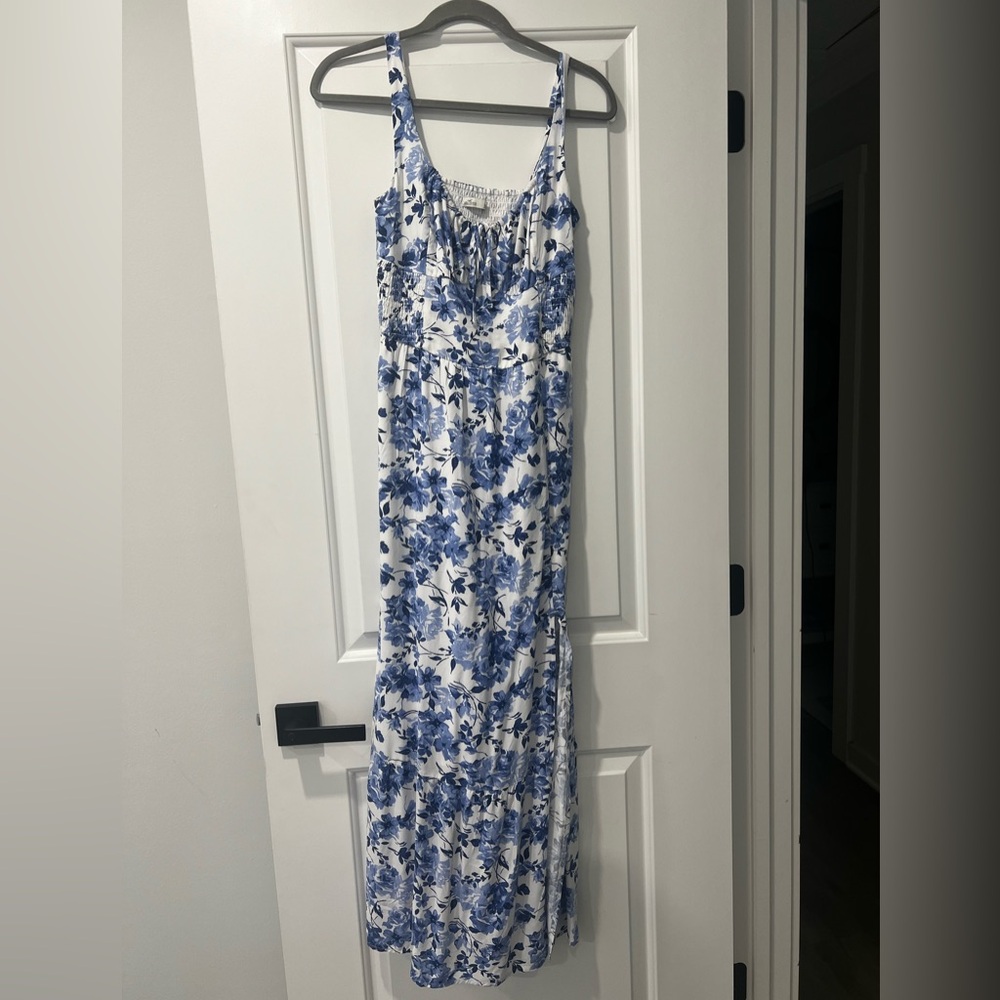 Hollister midi dress